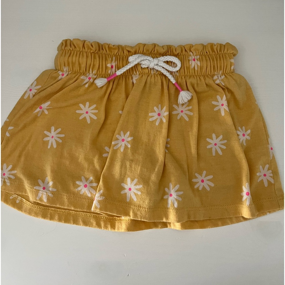 ✨SALE✨ MUST GO✨  EUC Cat and Jack 18m floral skort